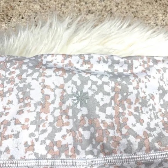 Athleta Salutation Stash Pocket Serpent Tight Colored Speckle Size S | Like New - Picture 2 of 10